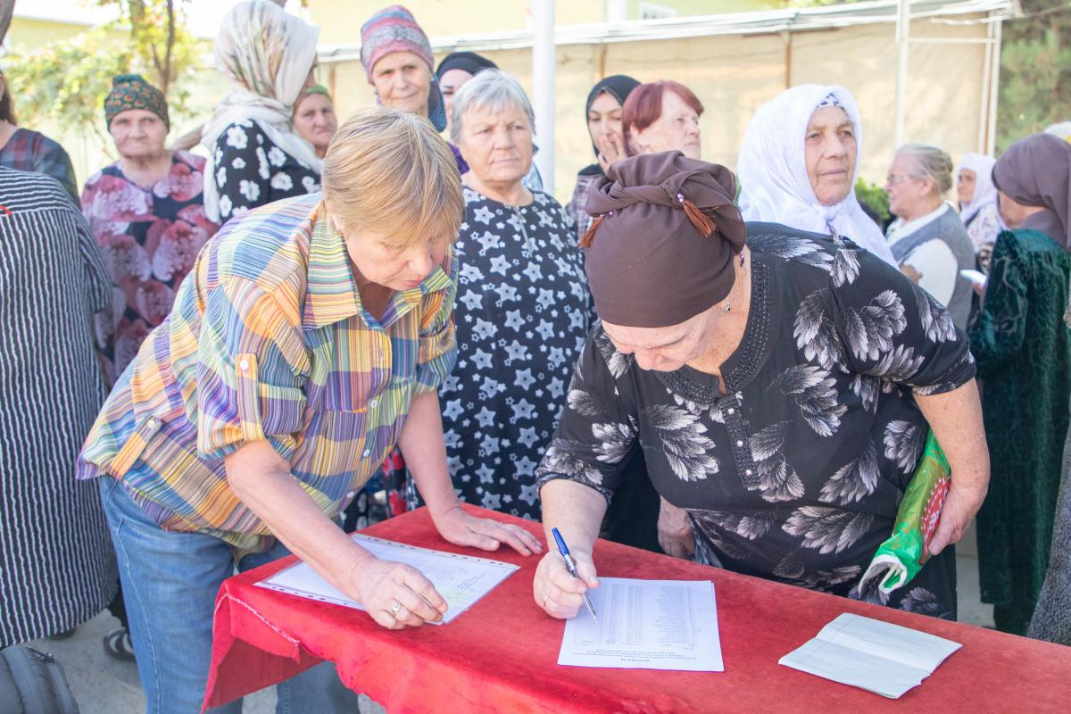 Сангтудинская ГЭС-1 оказала помощь, приуроченную к Международному дню пожилых людей 2021